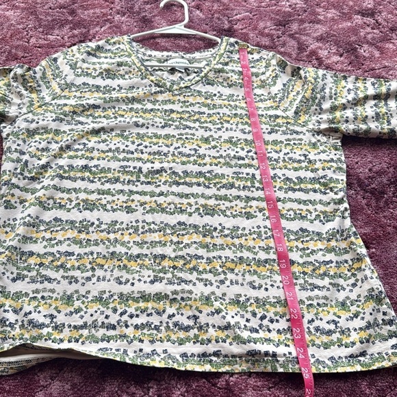 Breckenridge Cotton Patterned V-Neck Top size 1X - Picture 6 of 6